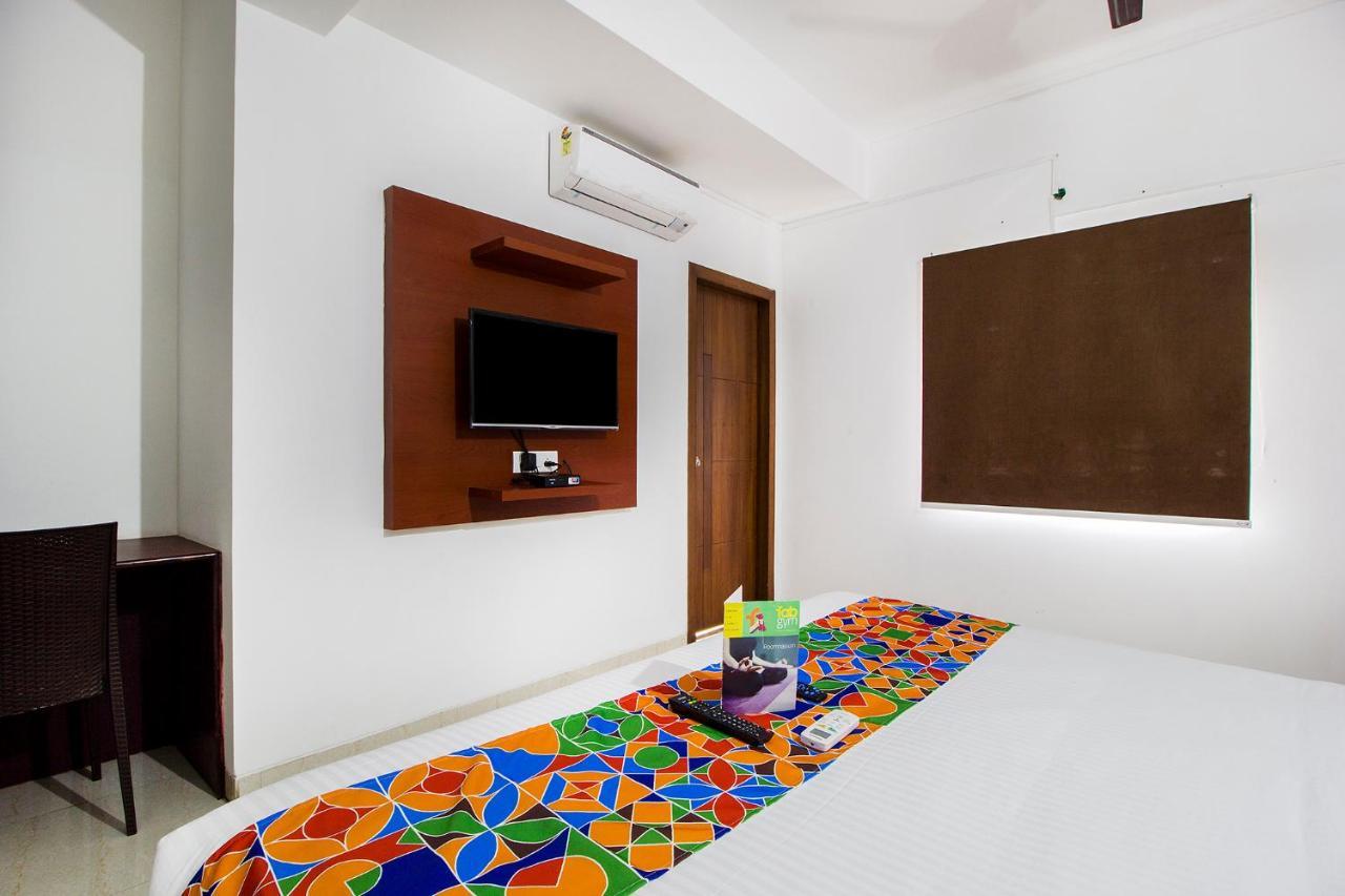 Fabhotel Limestone Suites - 750M From Yashoda Hospitals, Somajiguda Hajdarabad Zewnętrze zdjęcie